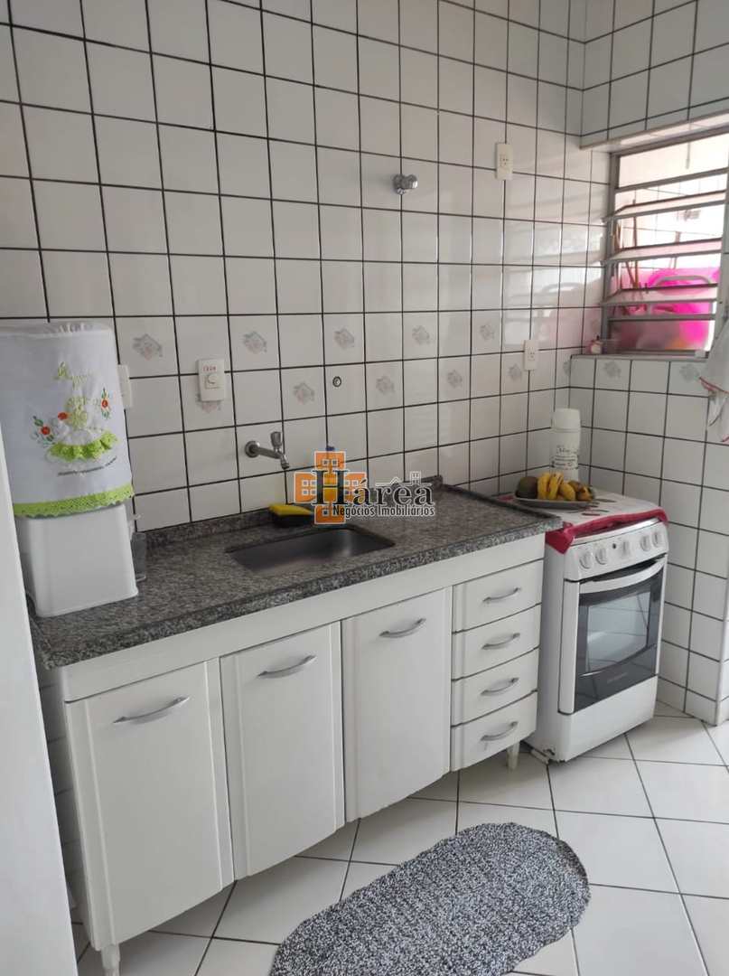 Apartamento à venda com 2 quartos, 65m² - Foto 15