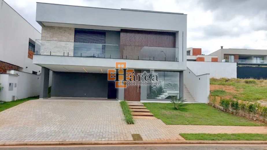 Sobrado à venda com 3 quartos, 294m² - Foto 1