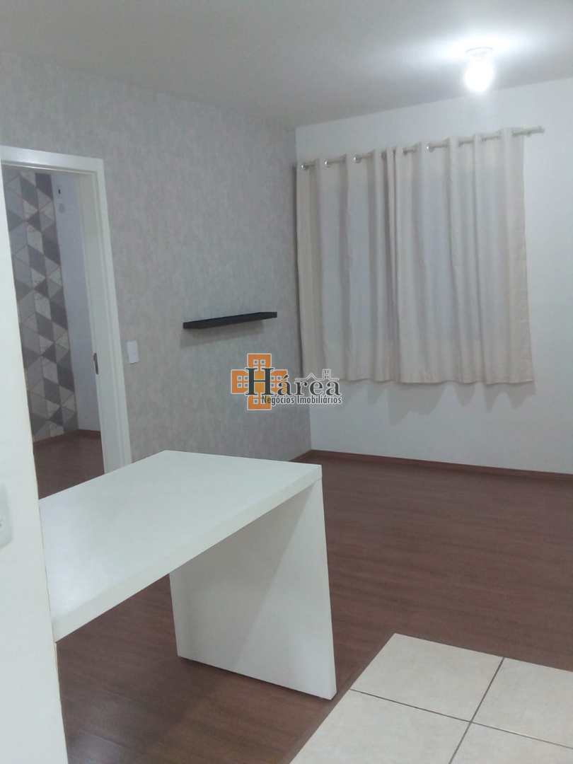 Apartamento à venda com 2 quartos, 42m² - Foto 2