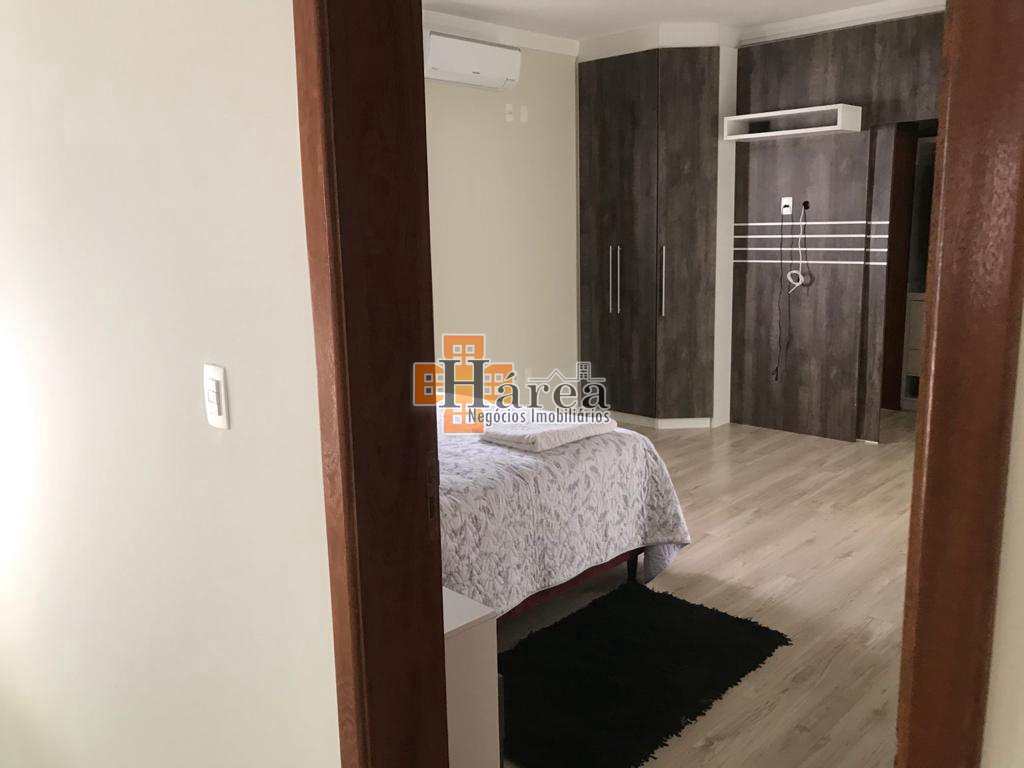 Sobrado à venda com 3 quartos, 234m² - Foto 20