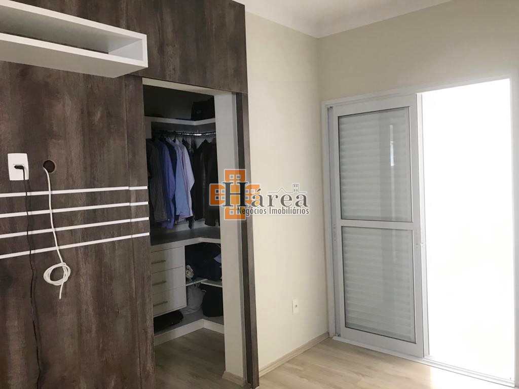 Sobrado à venda com 3 quartos, 234m² - Foto 22