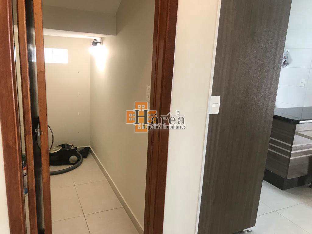 Sobrado à venda com 3 quartos, 234m² - Foto 34