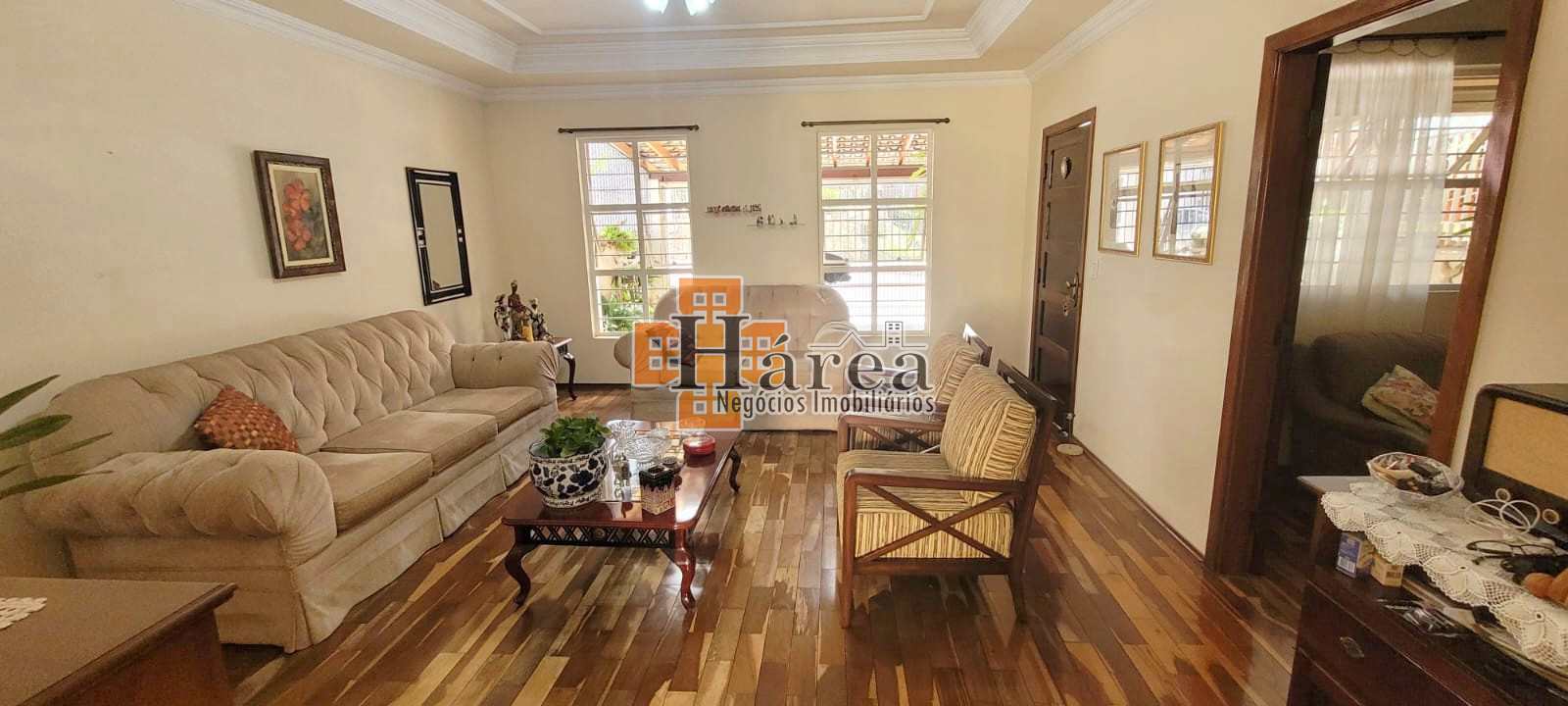 Casa à venda com 5 quartos, 350m² - Foto 4