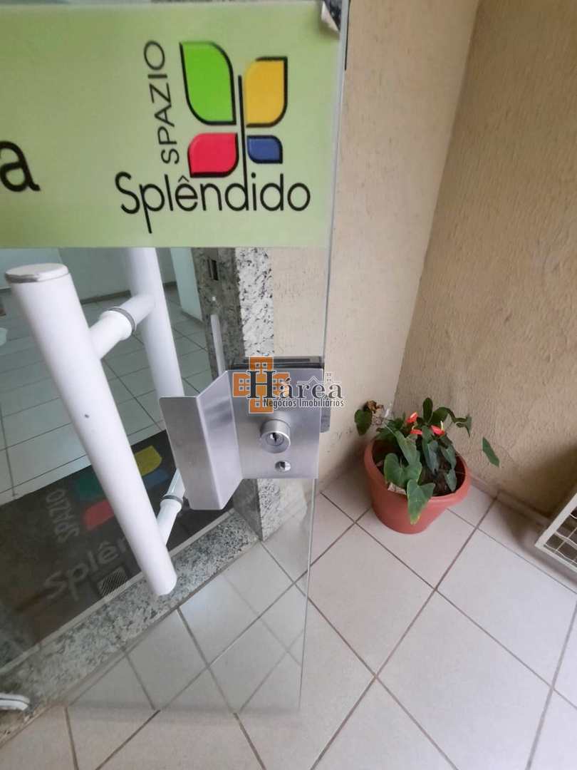 Apartamento à venda com 2 quartos, 76m² - Foto 1