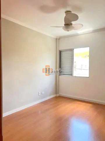 Apartamento à venda com 3 quartos, 127m² - Foto 11