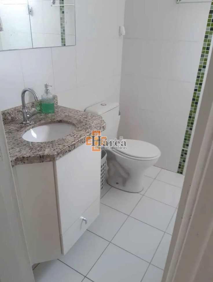 Apartamento à venda com 2 quartos, 65m² - Foto 17