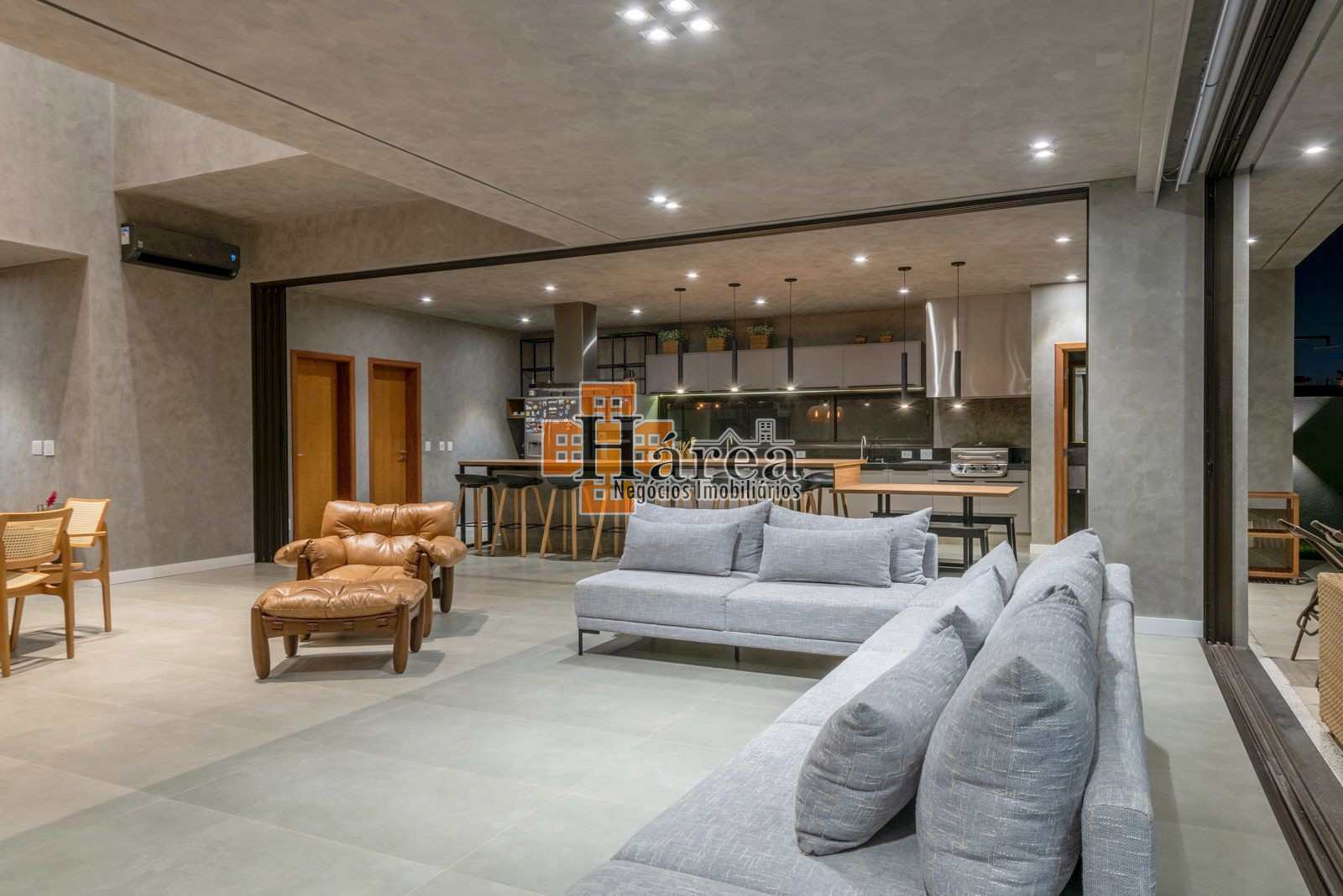 Sobrado à venda com 4 quartos, 354m² - Foto 14