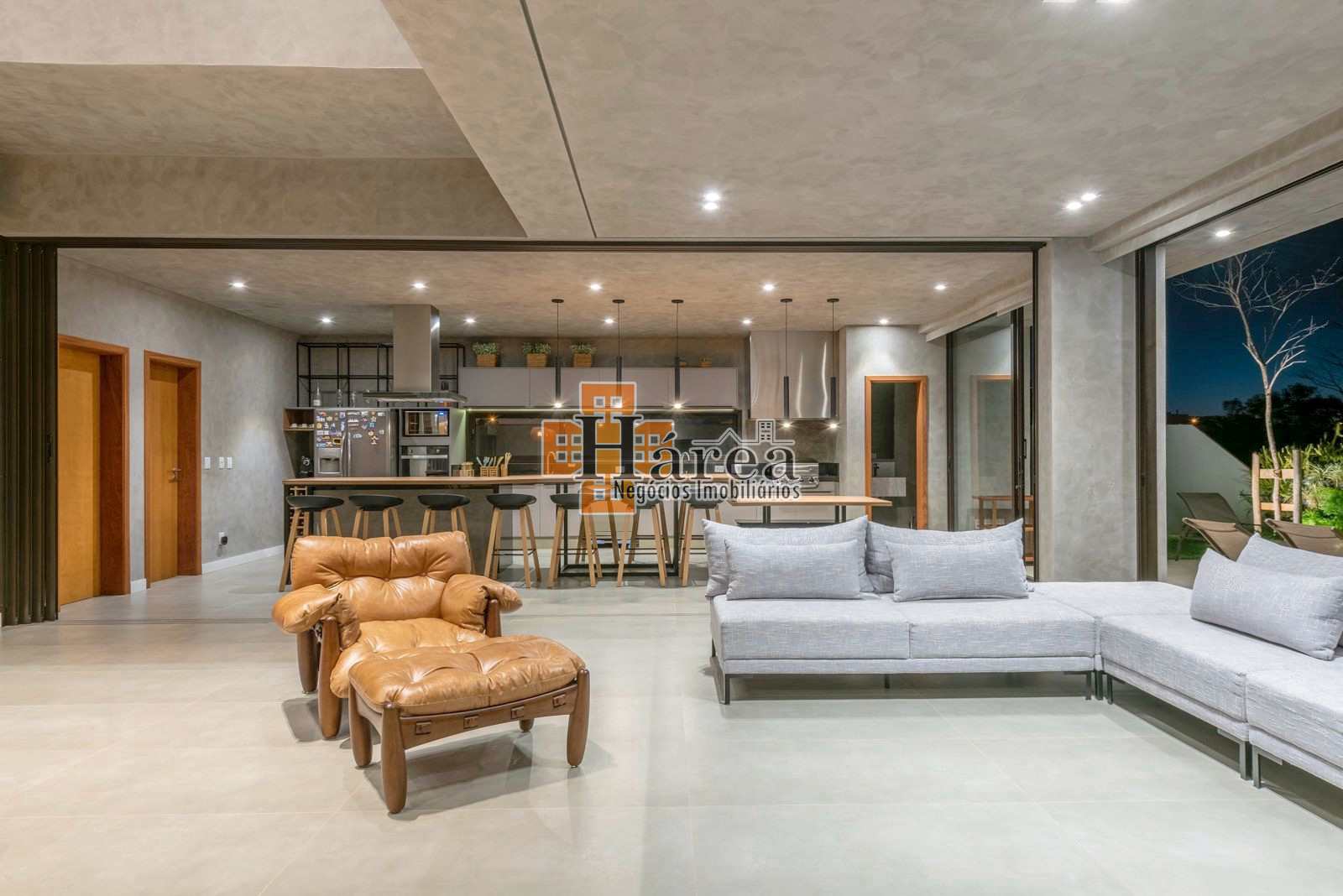 Sobrado à venda com 4 quartos, 354m² - Foto 13