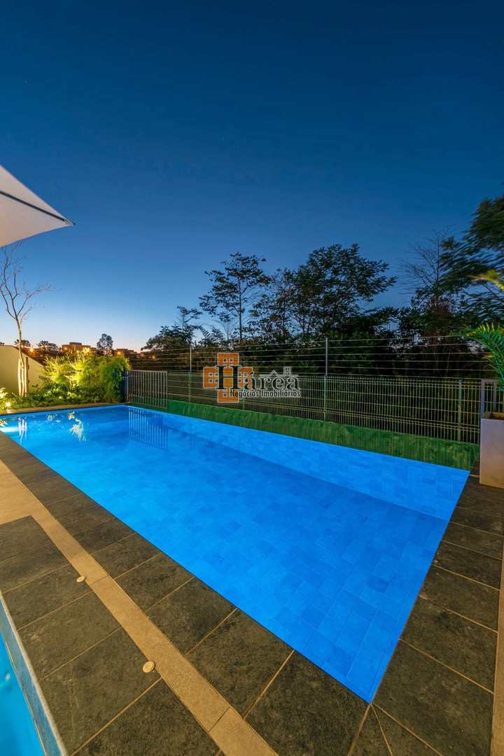 Sobrado à venda com 4 quartos, 354m² - Foto 38