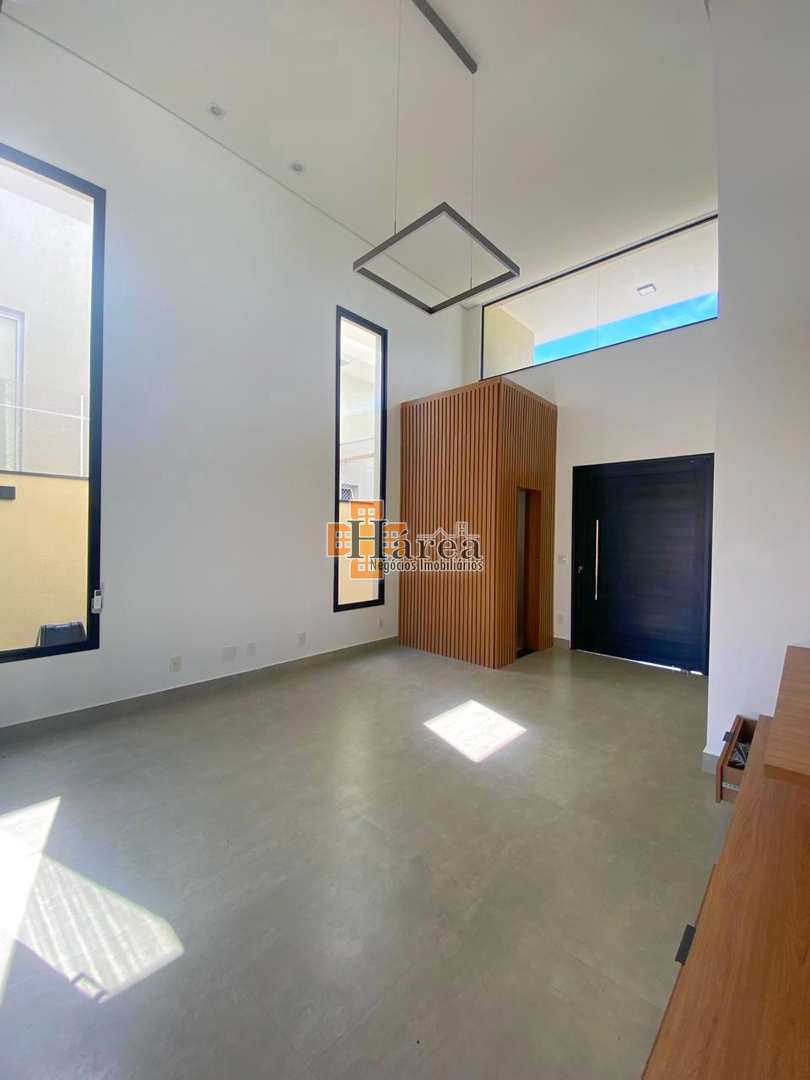 Casa de Condomínio à venda com 3 quartos, 200m² - Foto 1