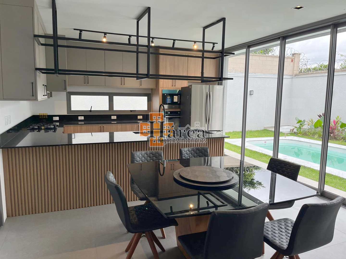 Casa de Condomínio à venda com 3 quartos, 250m² - Foto 12