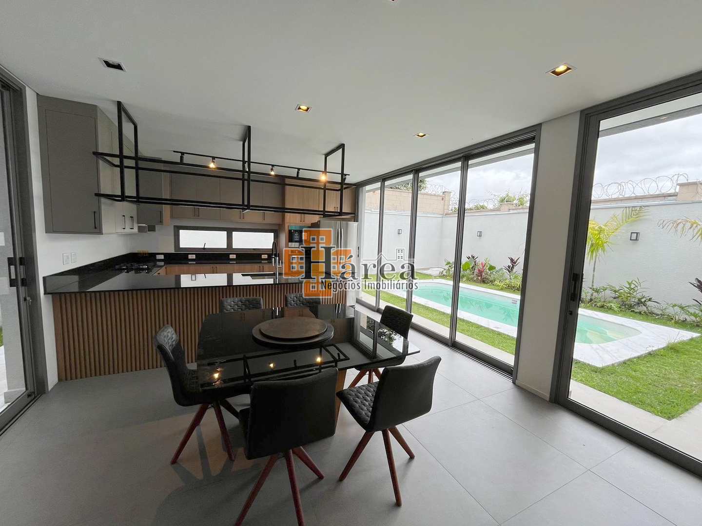 Casa de Condomínio à venda com 3 quartos, 250m² - Foto 9