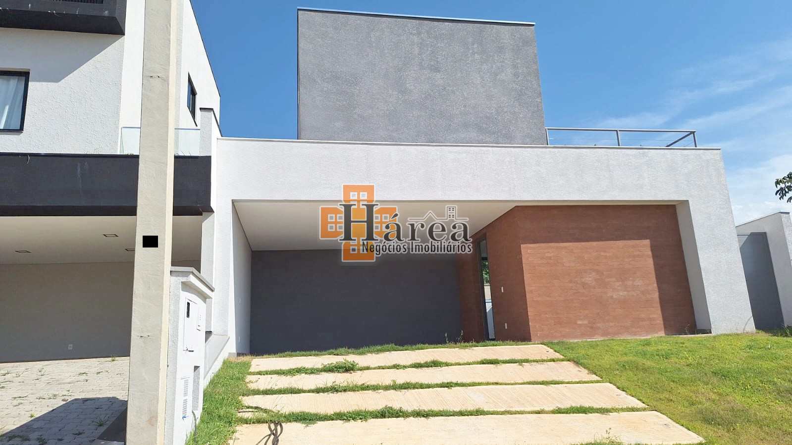 Casa de Condomínio à venda com 3 quartos, 250m² - Foto 1