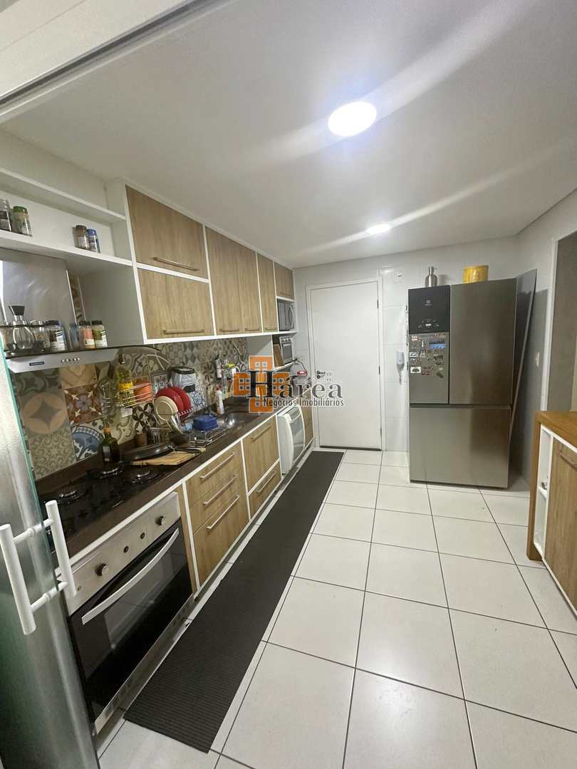 Apartamento à venda com 3 quartos, 151m² - Foto 13