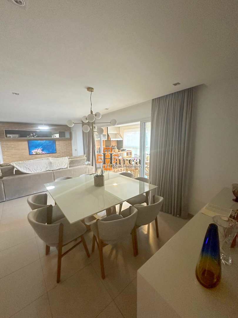 Apartamento à venda com 3 quartos, 151m² - Foto 8