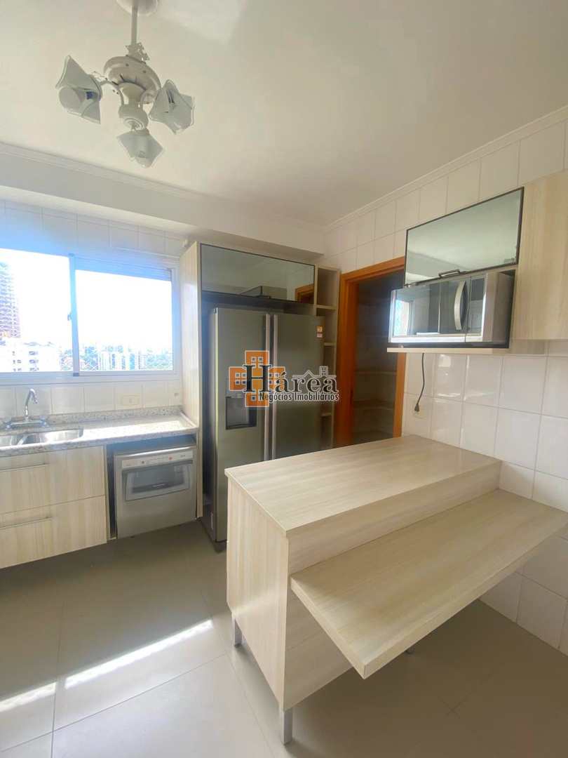 Apartamento à venda com 3 quartos, 171m² - Foto 9