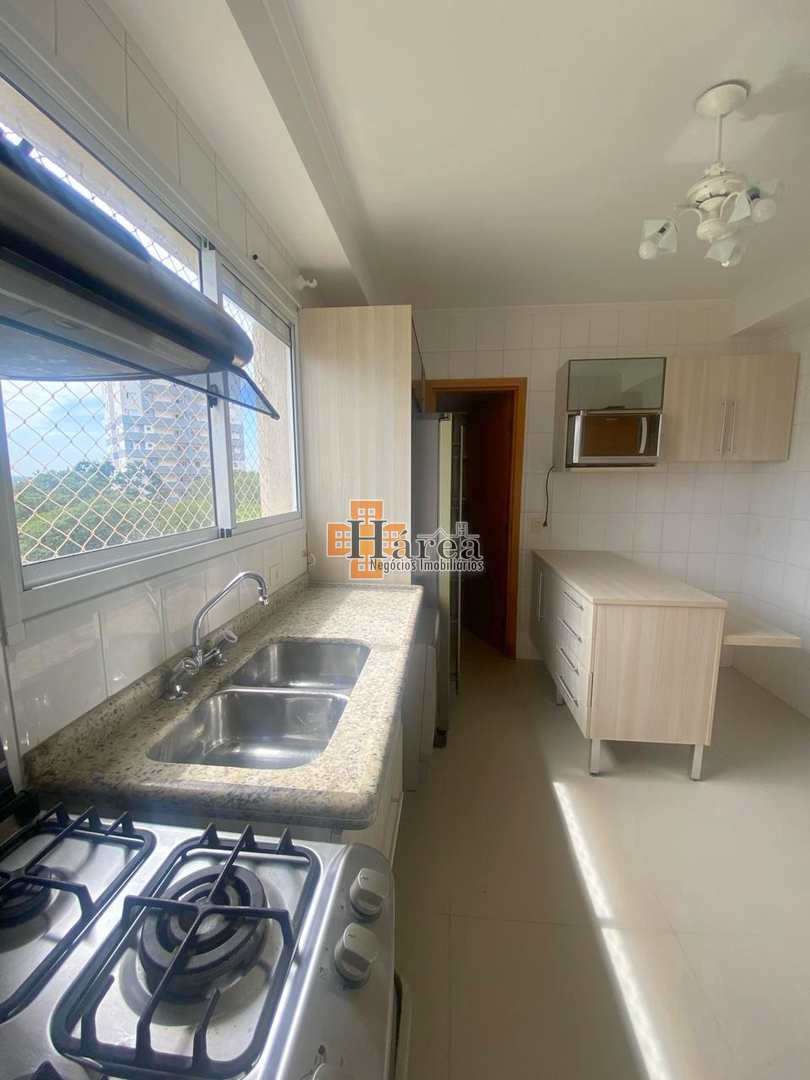 Apartamento à venda com 3 quartos, 171m² - Foto 8