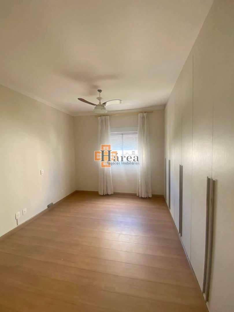 Apartamento à venda com 3 quartos, 171m² - Foto 1