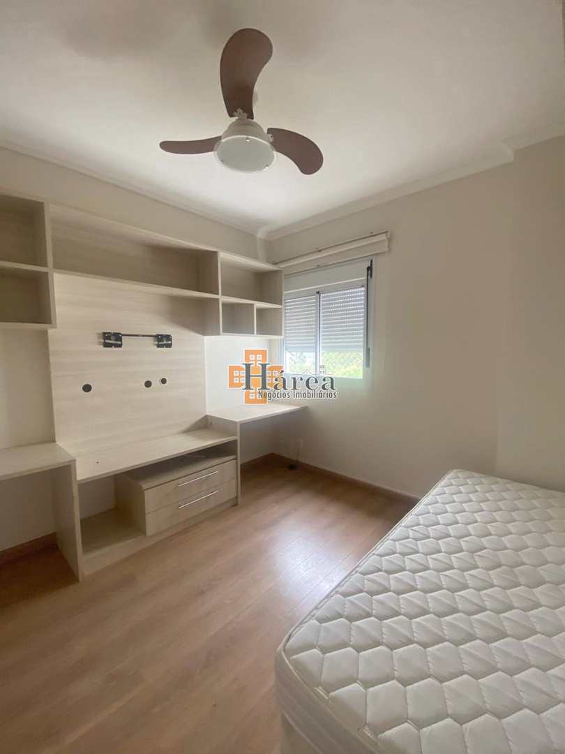 Apartamento à venda com 3 quartos, 171m² - Foto 3