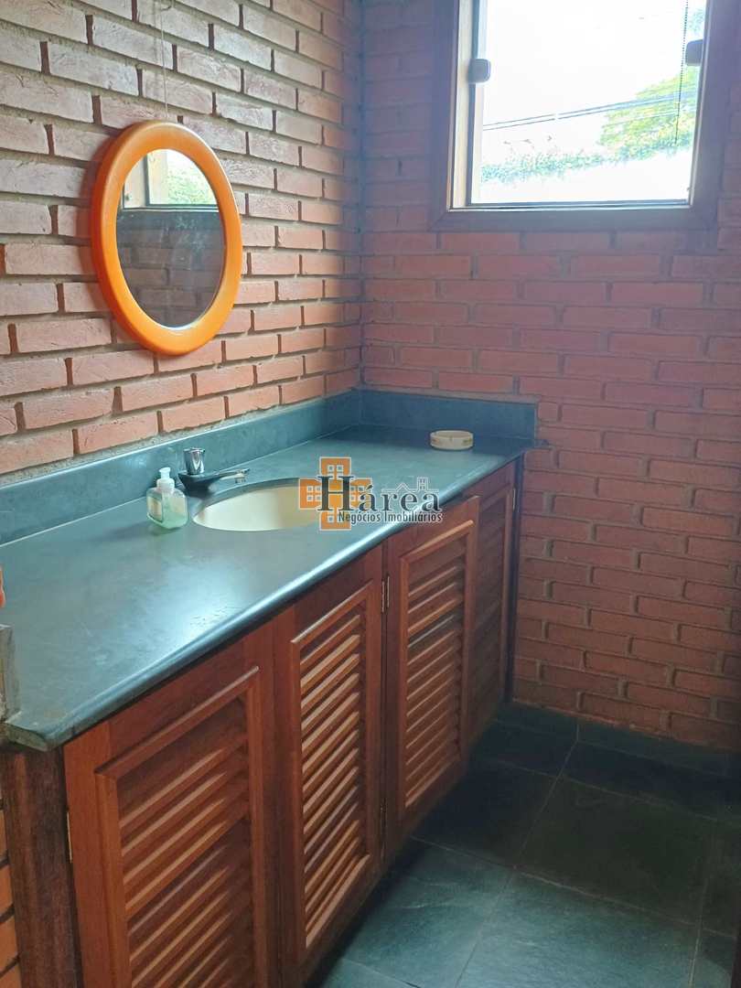 Sobrado para alugar com 3 quartos, 338m² - Foto 6