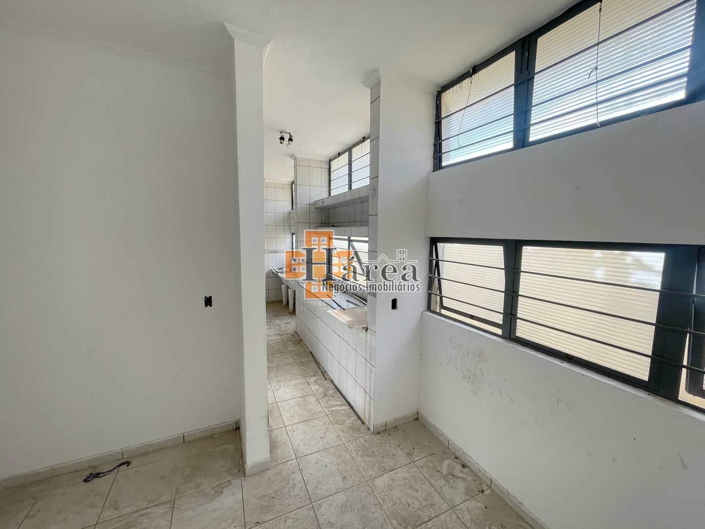 Casa à venda e aluguel, 220m² - Foto 13