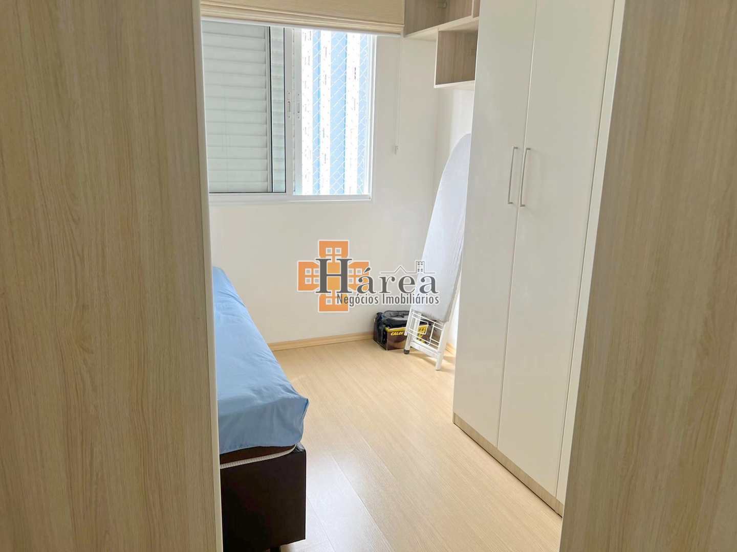 Apartamento para alugar com 2 quartos, 65m² - Foto 12