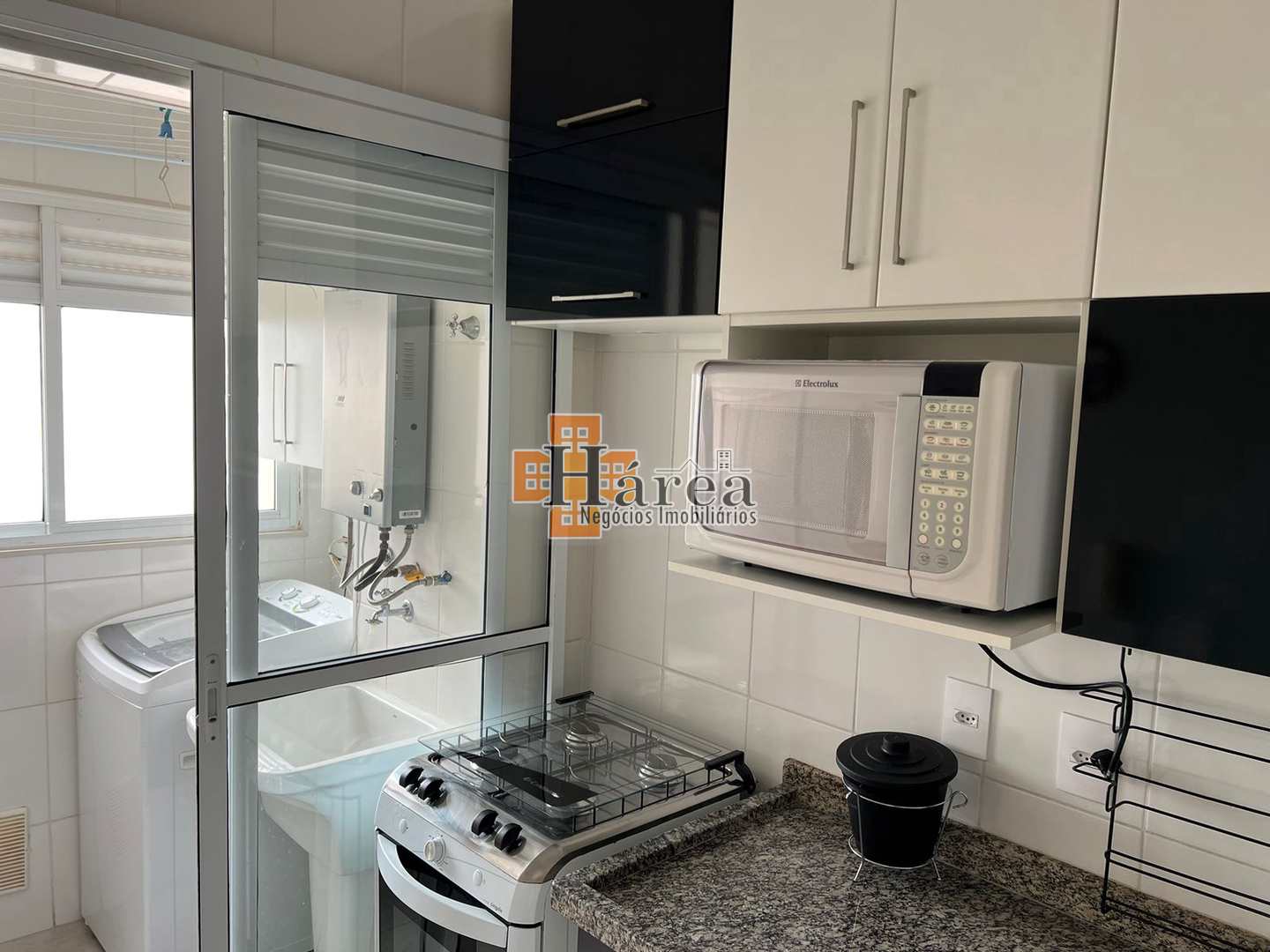 Apartamento para alugar com 2 quartos, 65m² - Foto 19