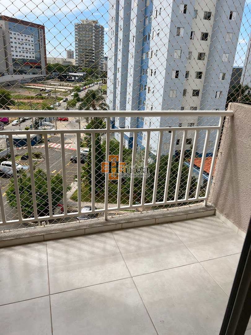 Apartamento para alugar com 2 quartos, 65m² - Foto 7