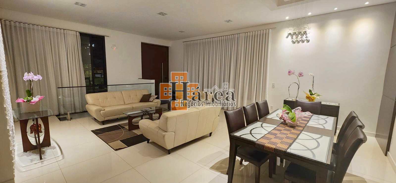 Sobrado à venda com 4 quartos, 437m² - Foto 1