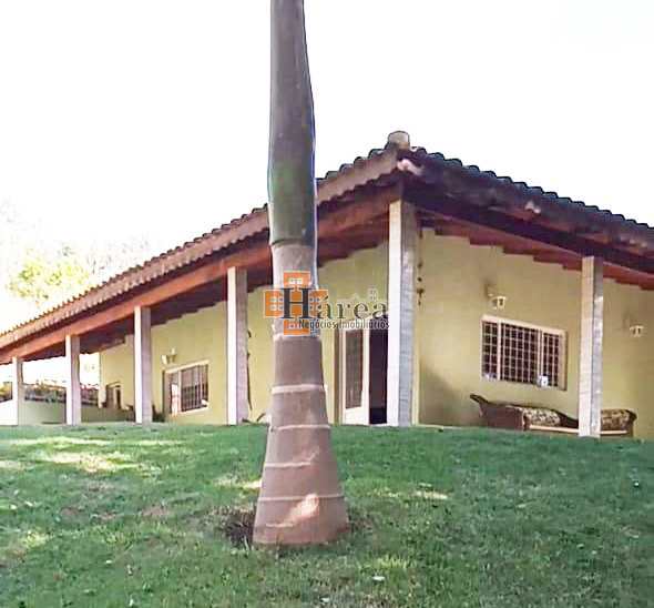 Fazenda à venda com 2 quartos, 105m² - Foto 1