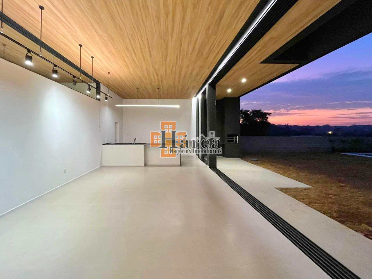 Casa de Condomínio à venda com 3 quartos, 233m² - Foto 18