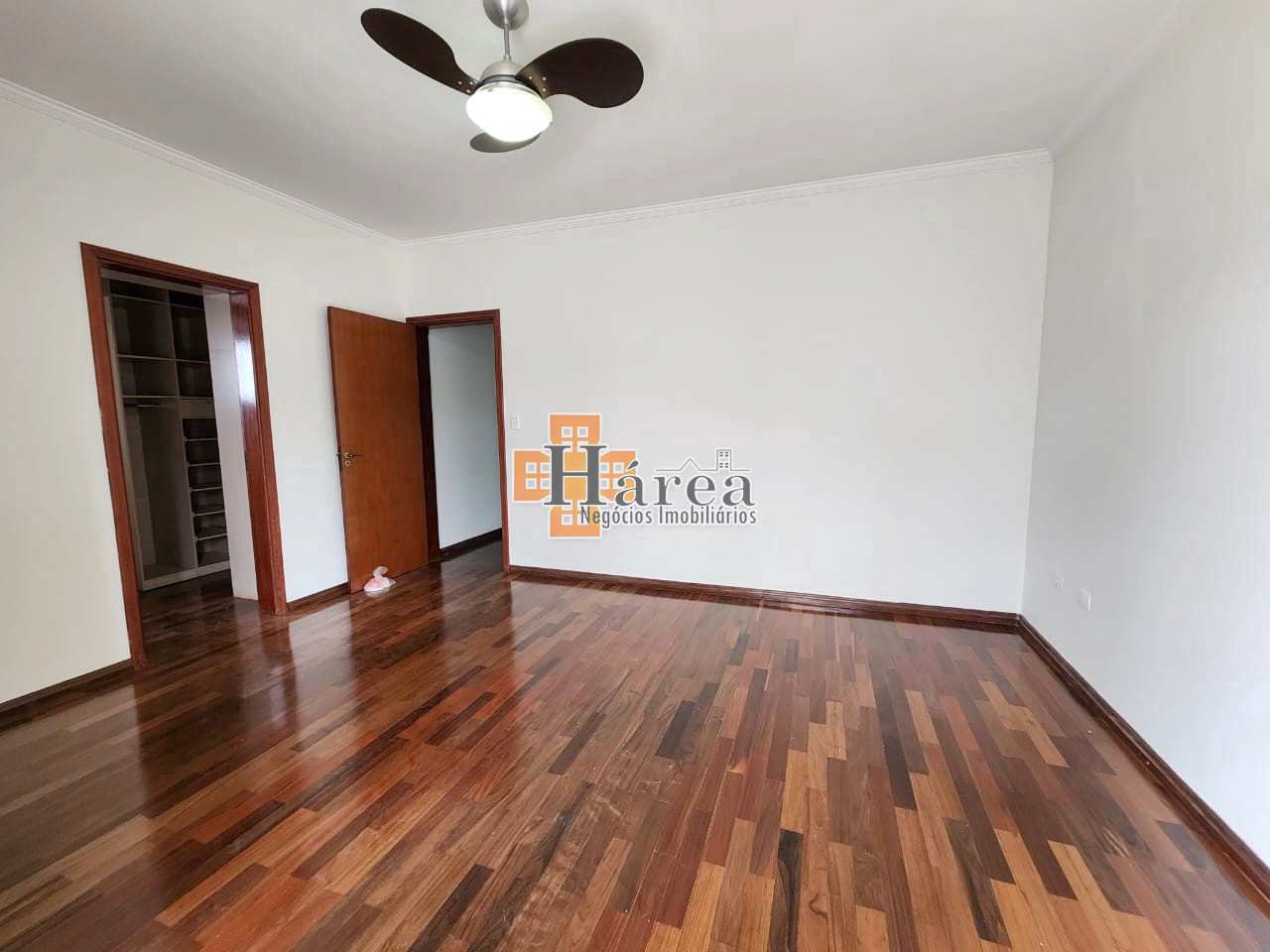 Sobrado para alugar com 4 quartos, 290m² - Foto 9