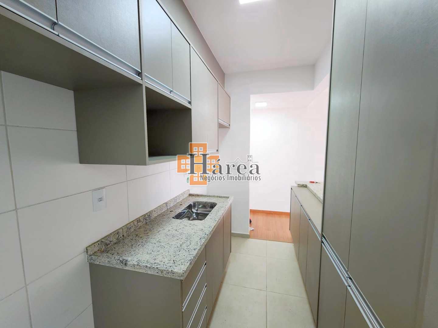 Apartamento à venda com 2 quartos, 67m² - Foto 17