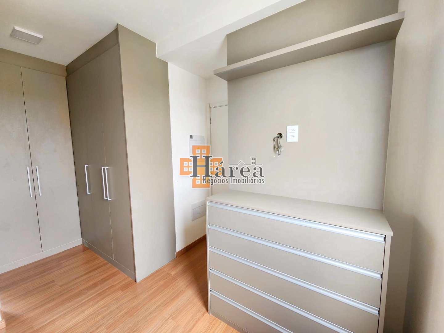 Apartamento à venda com 2 quartos, 67m² - Foto 5