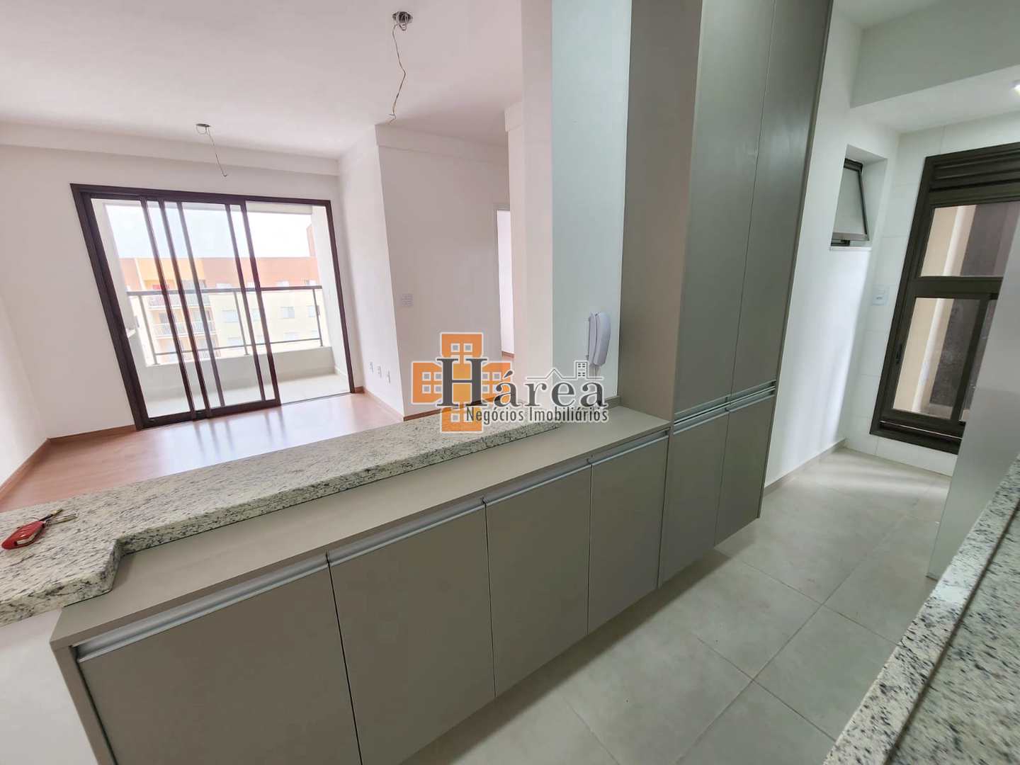 Apartamento à venda com 2 quartos, 67m² - Foto 13