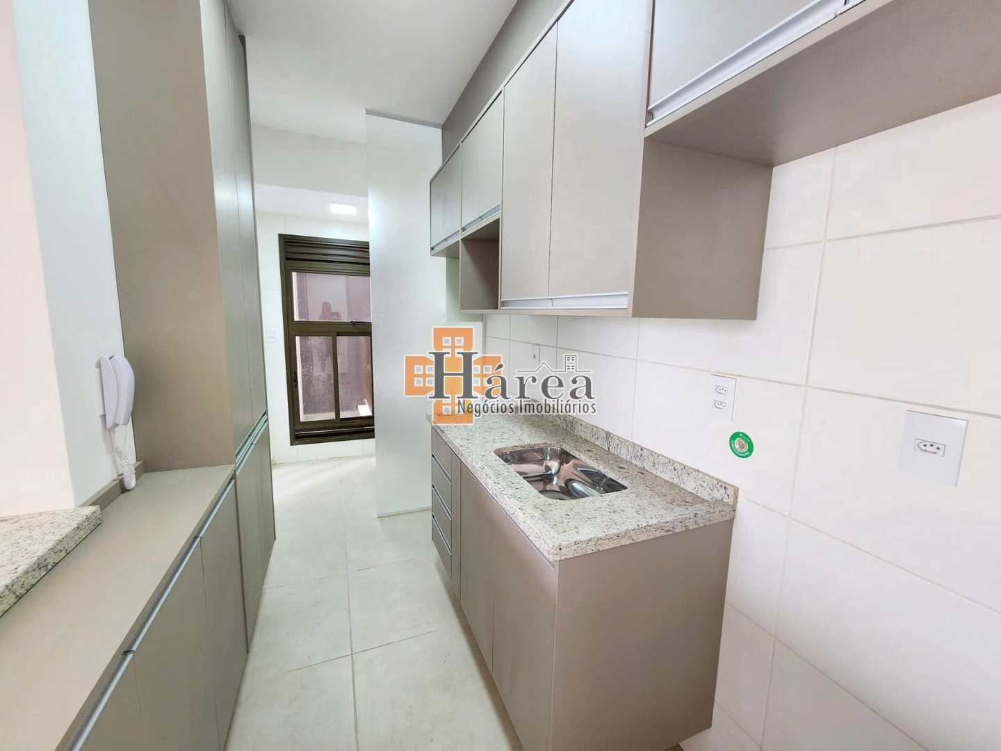 Apartamento à venda com 2 quartos, 67m² - Foto 15