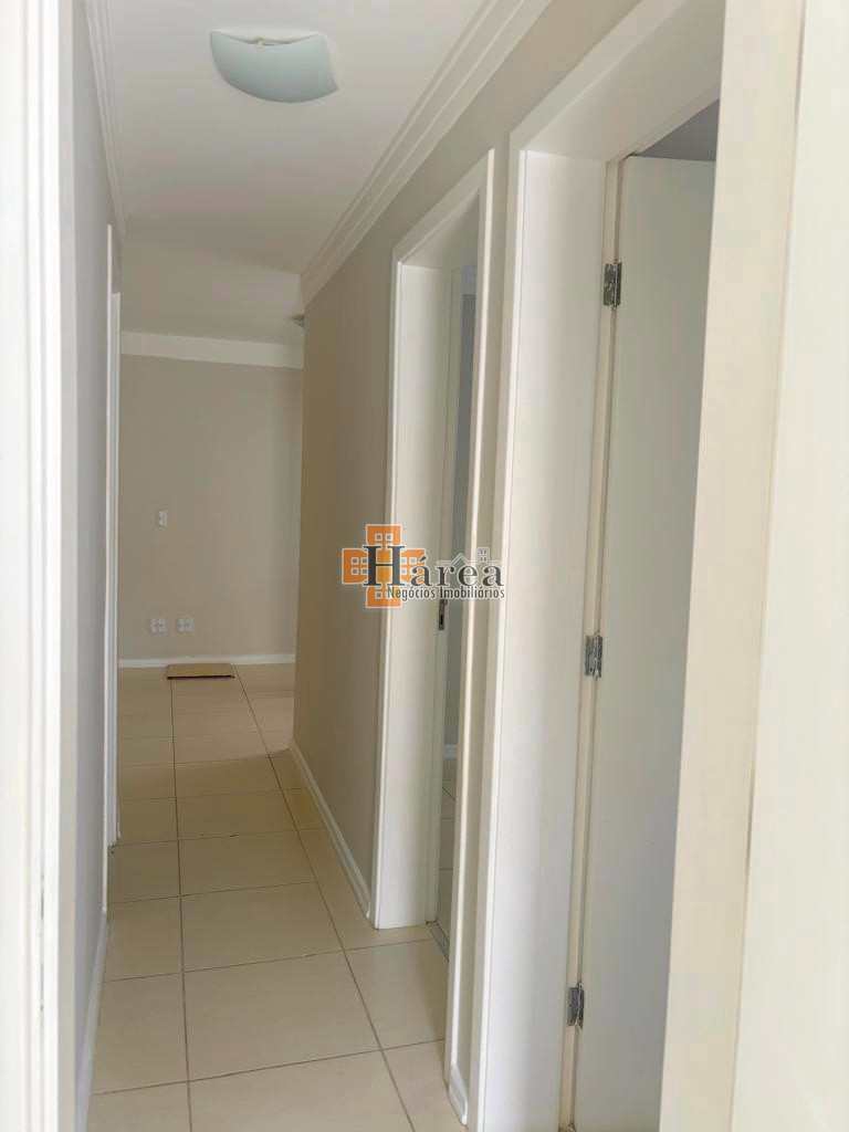 Apartamento para alugar com 3 quartos, 77m² - Foto 9