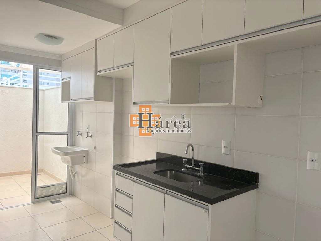 Apartamento para alugar com 3 quartos, 77m² - Foto 10