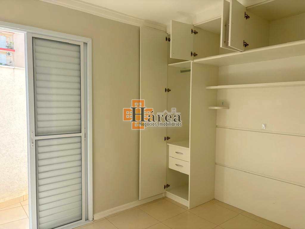 Apartamento para alugar com 3 quartos, 77m² - Foto 3