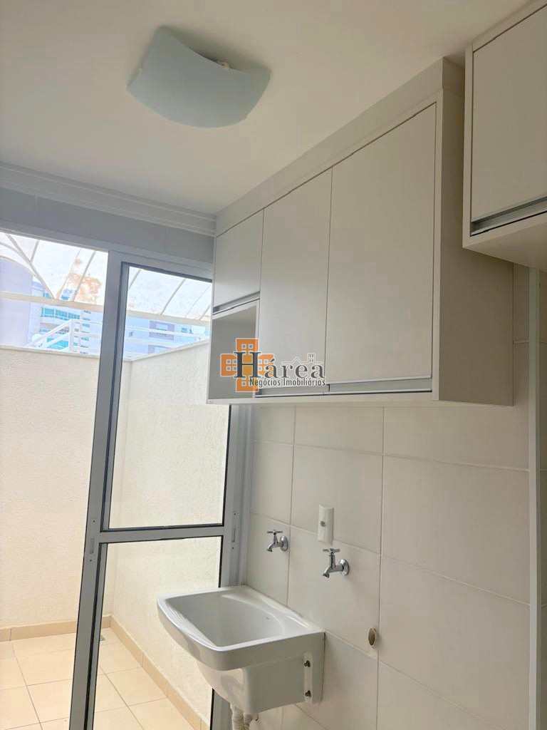 Apartamento para alugar com 3 quartos, 77m² - Foto 12