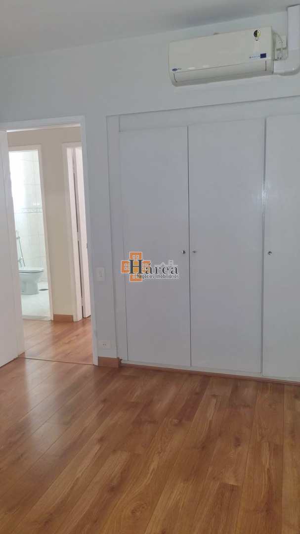 Apartamento à venda com 3 quartos, 121m² - Foto 15