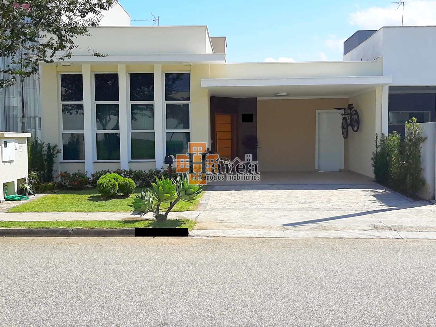 Casa de Condomínio à venda com 3 quartos, 180m² - Foto 1