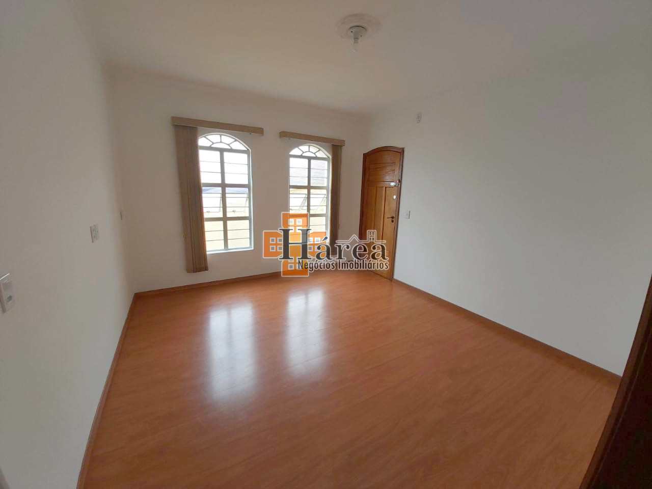 Apartamento à venda com 2 quartos, 65m² - Foto 3