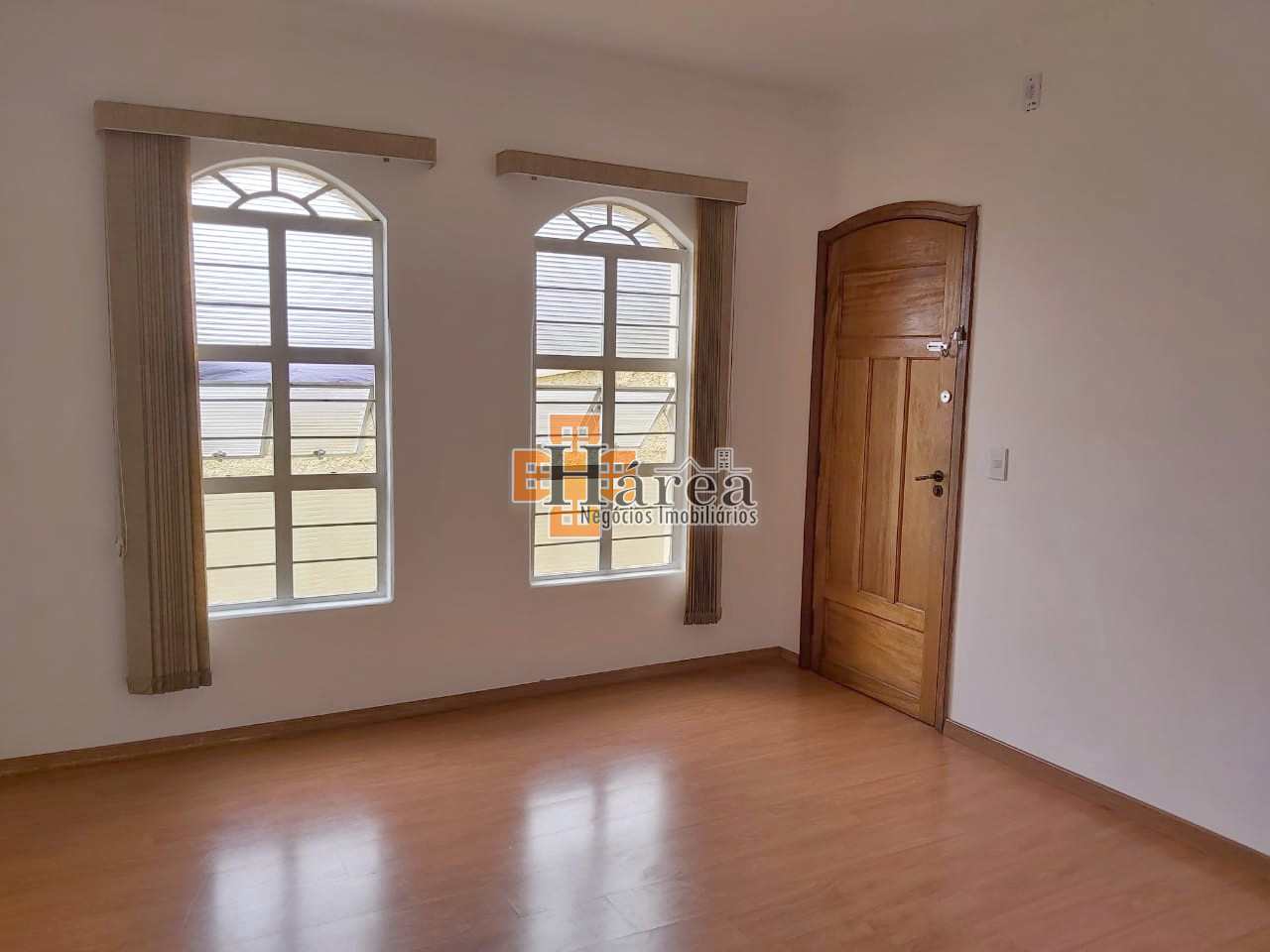 Apartamento à venda com 2 quartos, 65m² - Foto 1