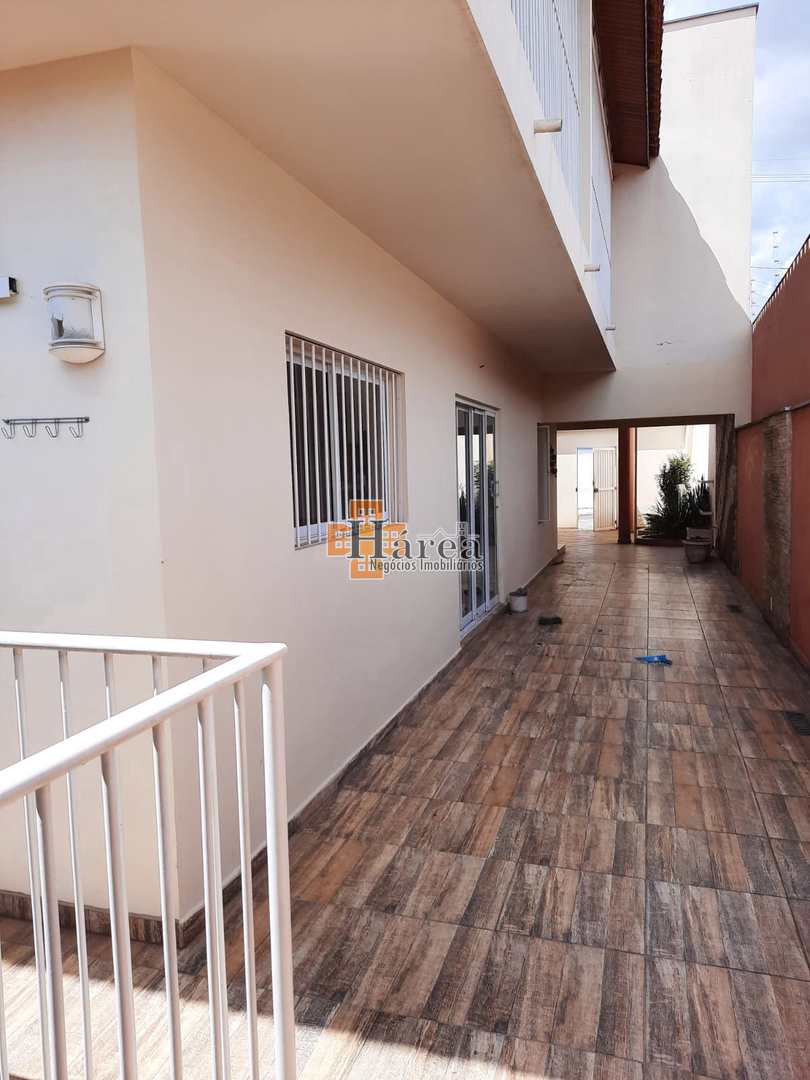 Sobrado à venda com 3 quartos, 245m² - Foto 20