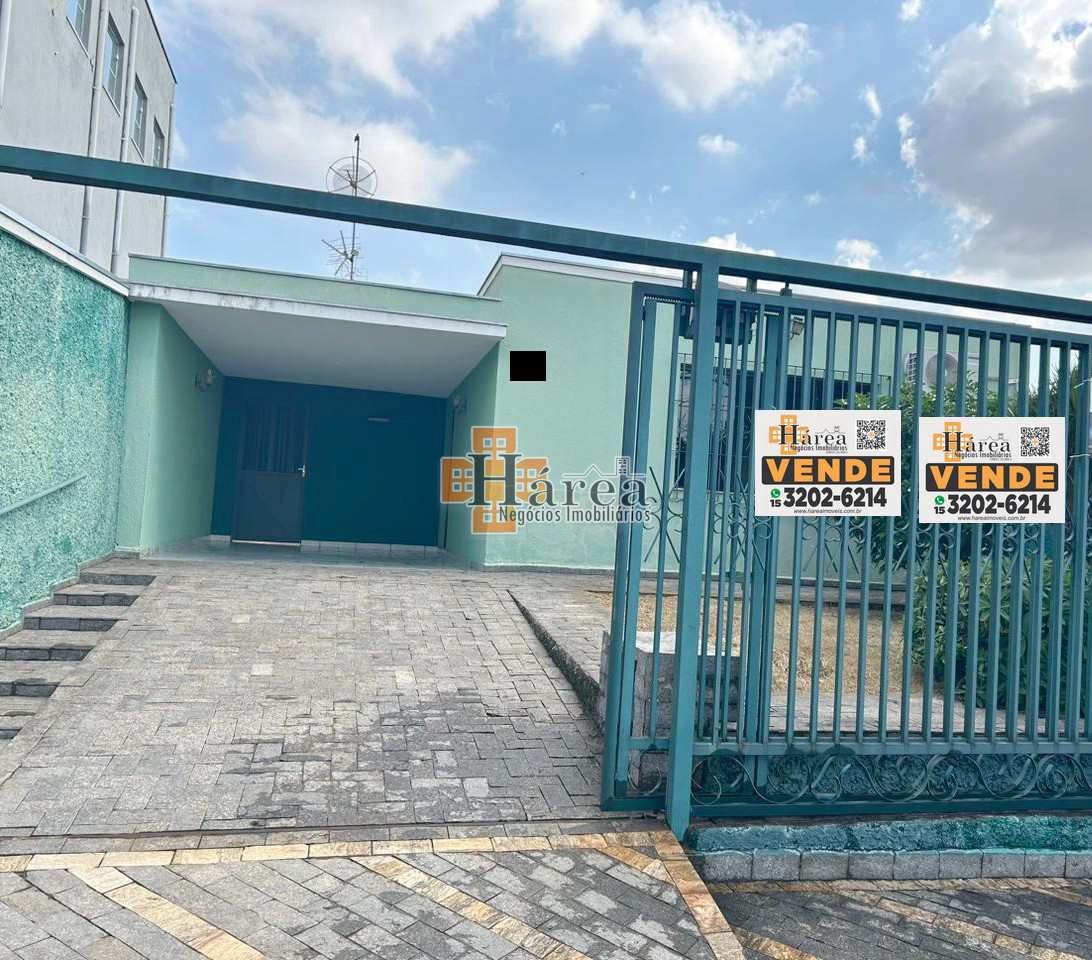 Casa à venda com 3 quartos, 187m² - Foto 1