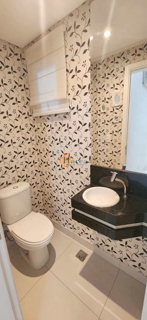 Apartamento para alugar com 3 quartos, 136m² - Foto 5