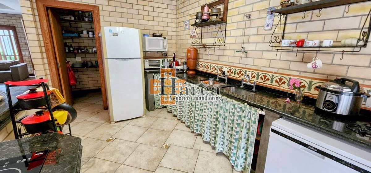 Sobrado à venda com 4 quartos, 290m² - Foto 28