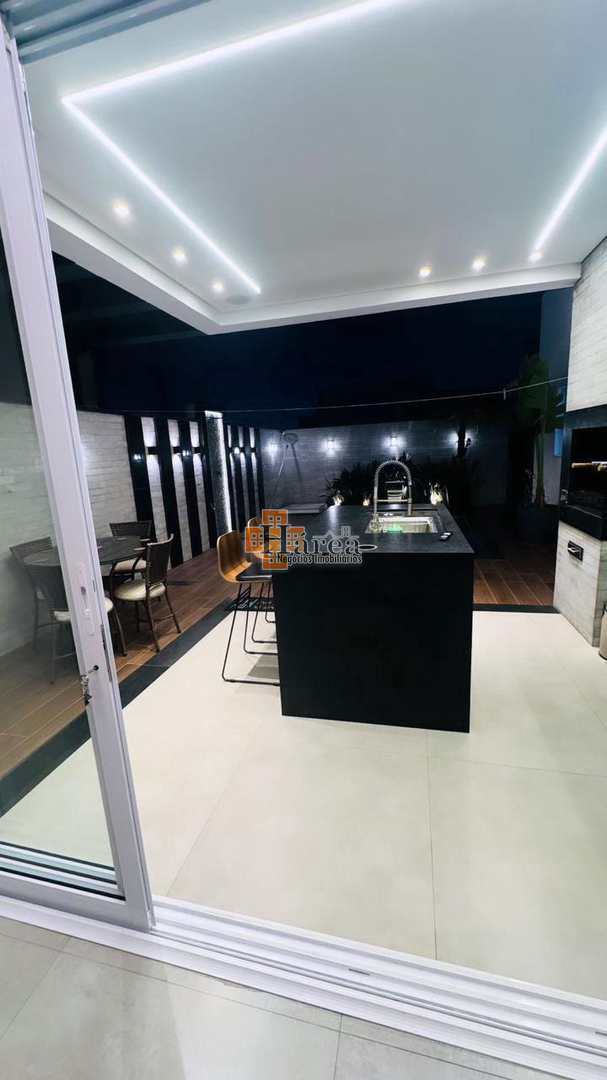 Sobrado à venda com 2 quartos, 223m² - Foto 30