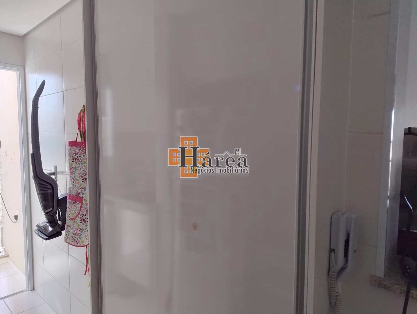 Apartamento à venda com 2 quartos, 64m² - Foto 23